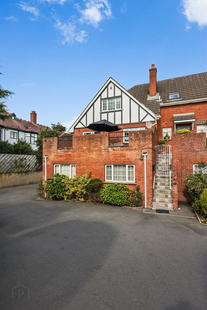 Flat 2 The Grange, 32a Deramore Park 36 of 41