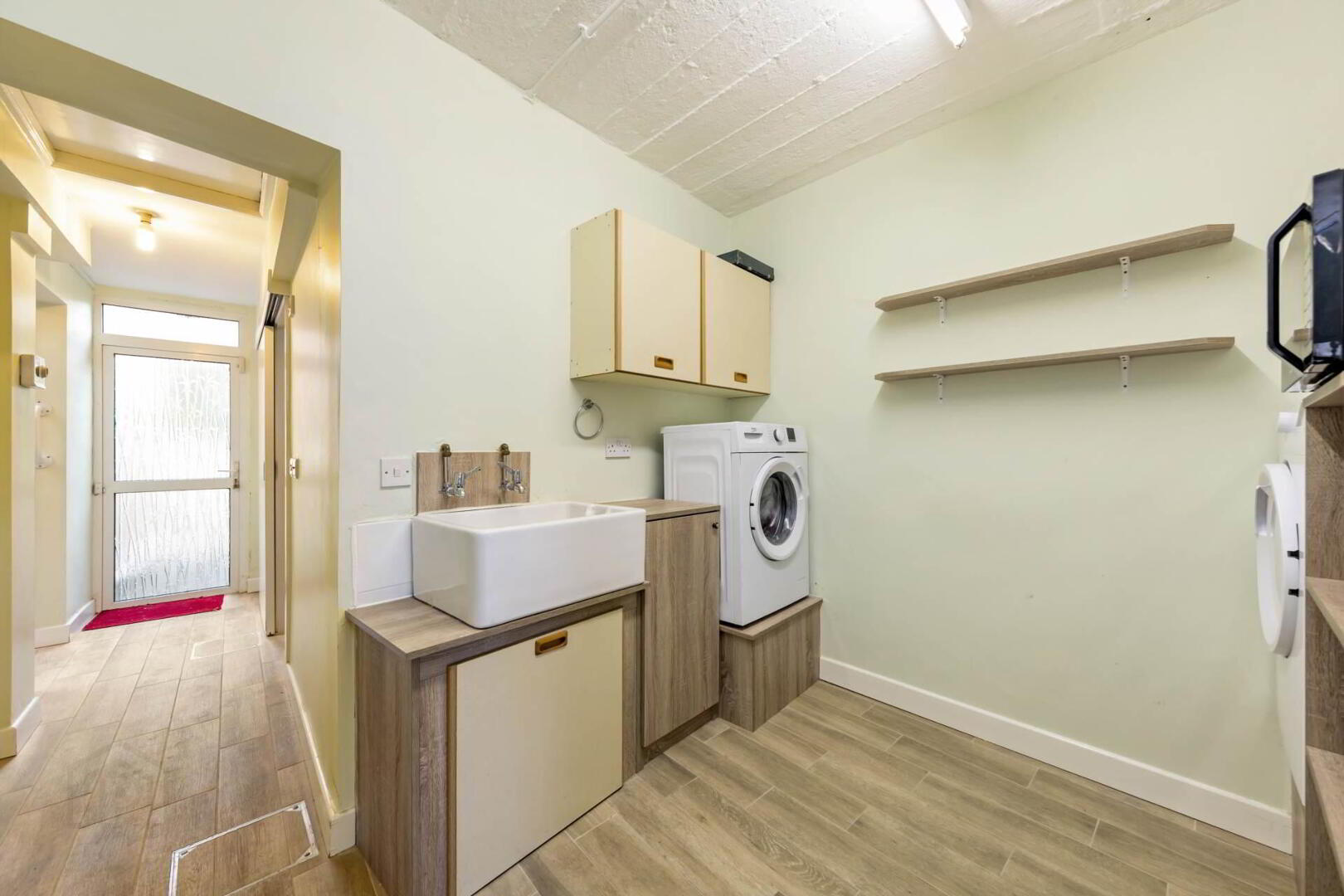 17 Whitethorn Road 13 of 24