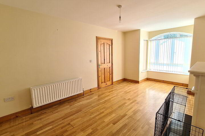 21 Langfield Close 5 of 16