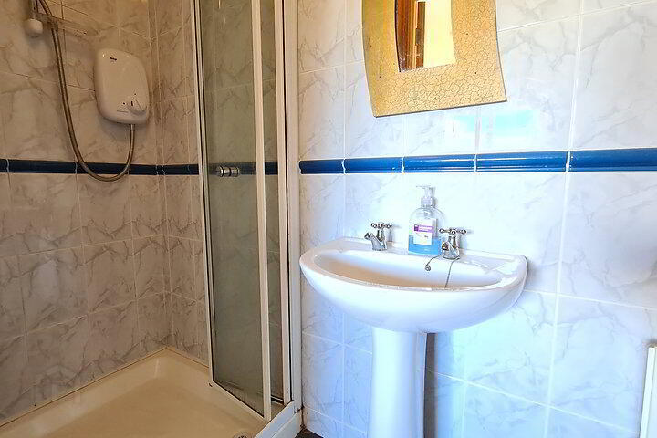 21 Langfield Close 12 of 16
