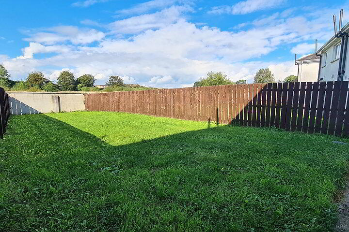 21 Langfield Close 16 of 16