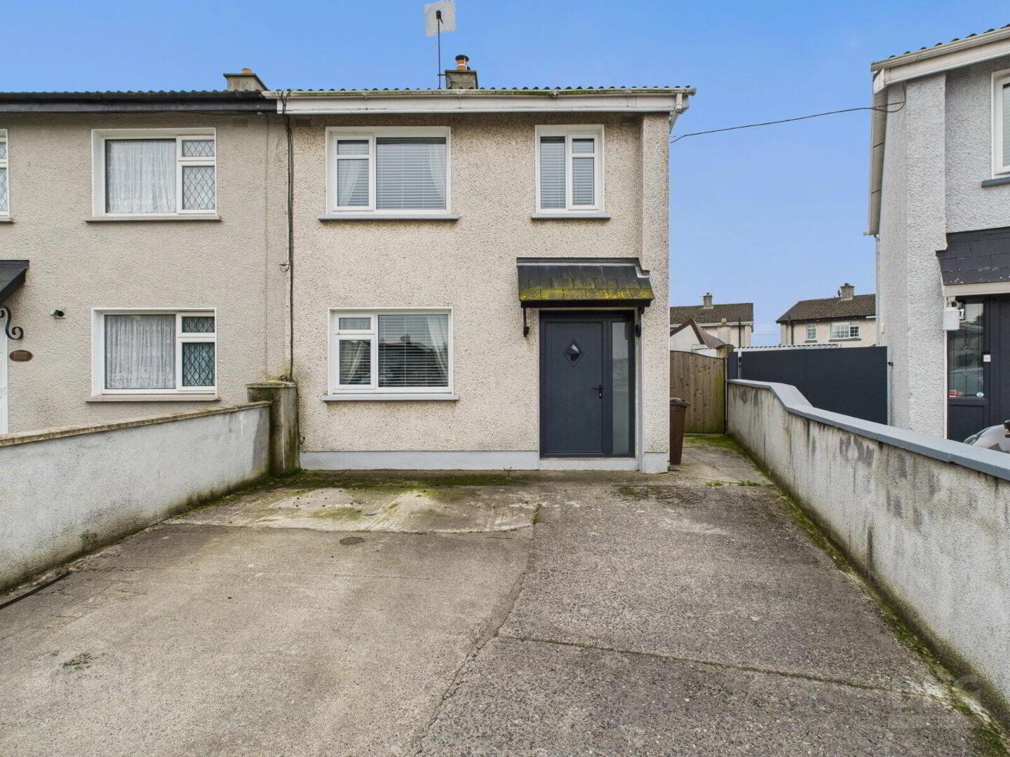 246 Ardan View 1 of 19