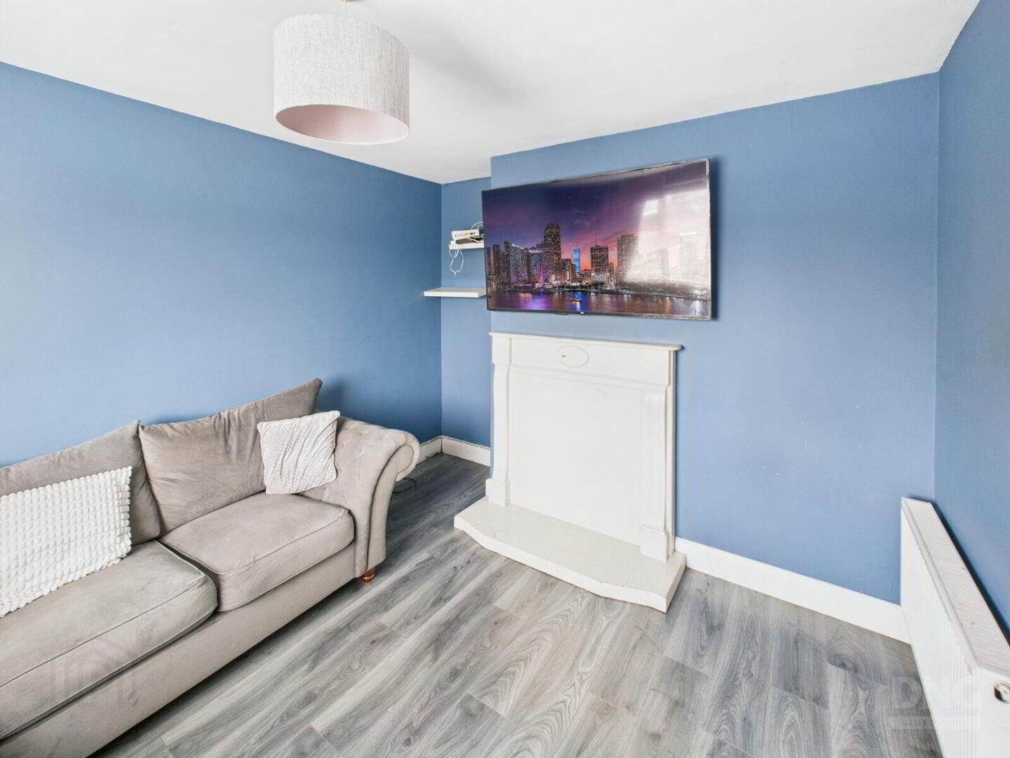 246 Ardan View 4 of 19
