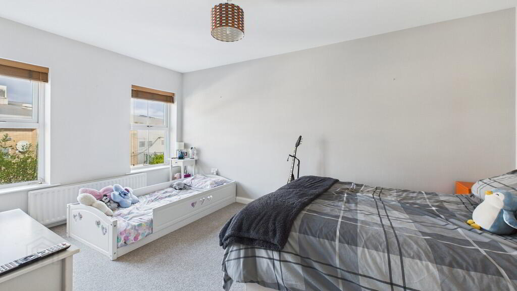9 Lesley Plateau, 29 Bingham Street 11 of 18