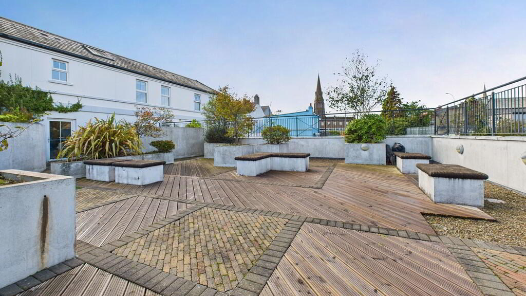 9 Lesley Plateau, 29 Bingham Street 15 of 18
