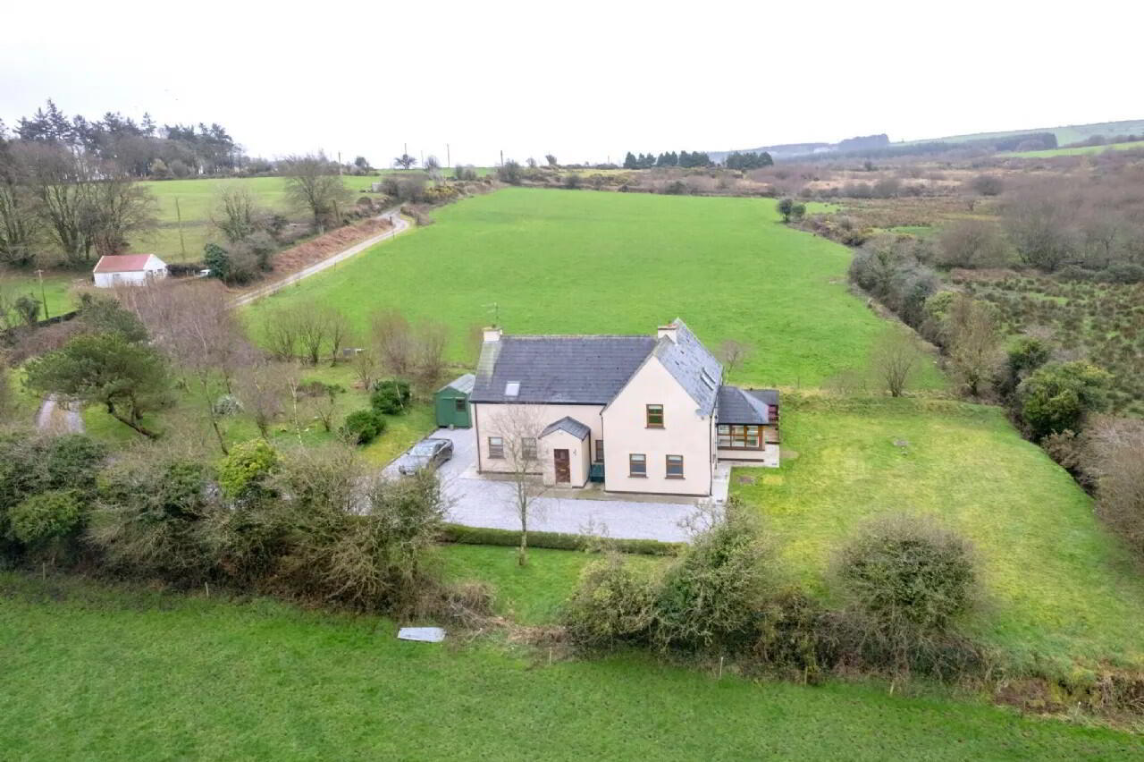 Moanlahan 1 of 29