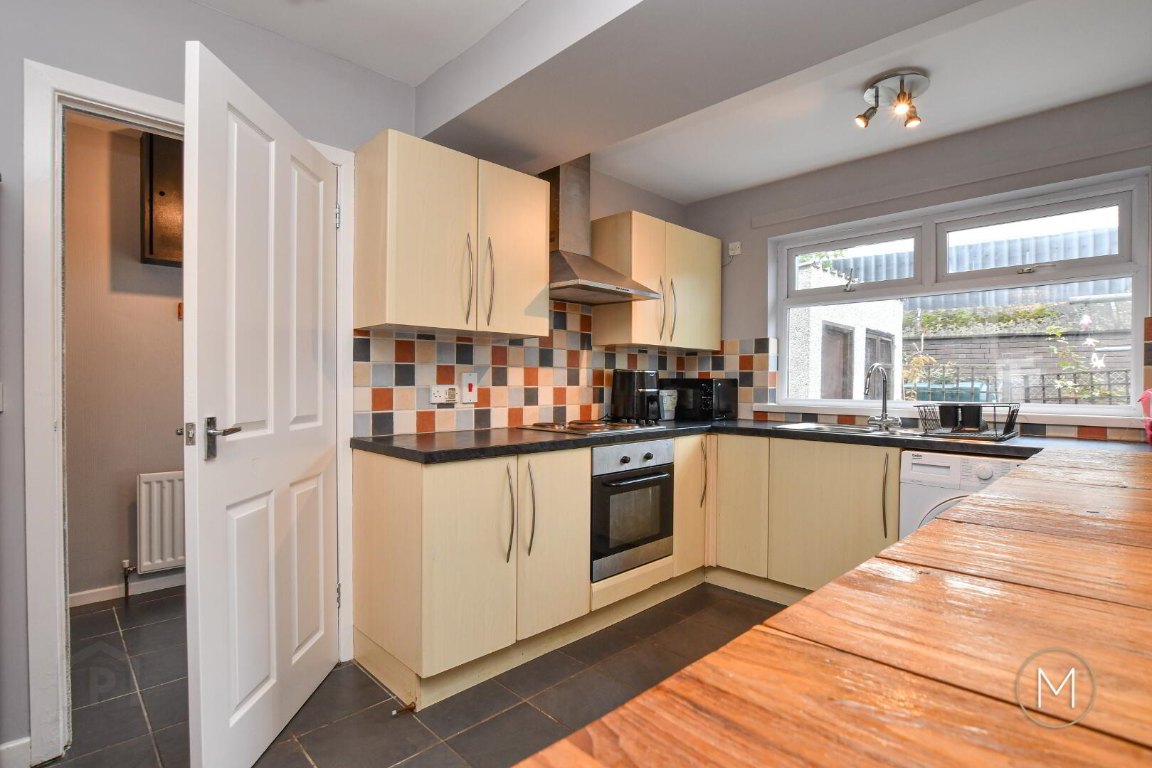 32 Menin Road 13 of 31