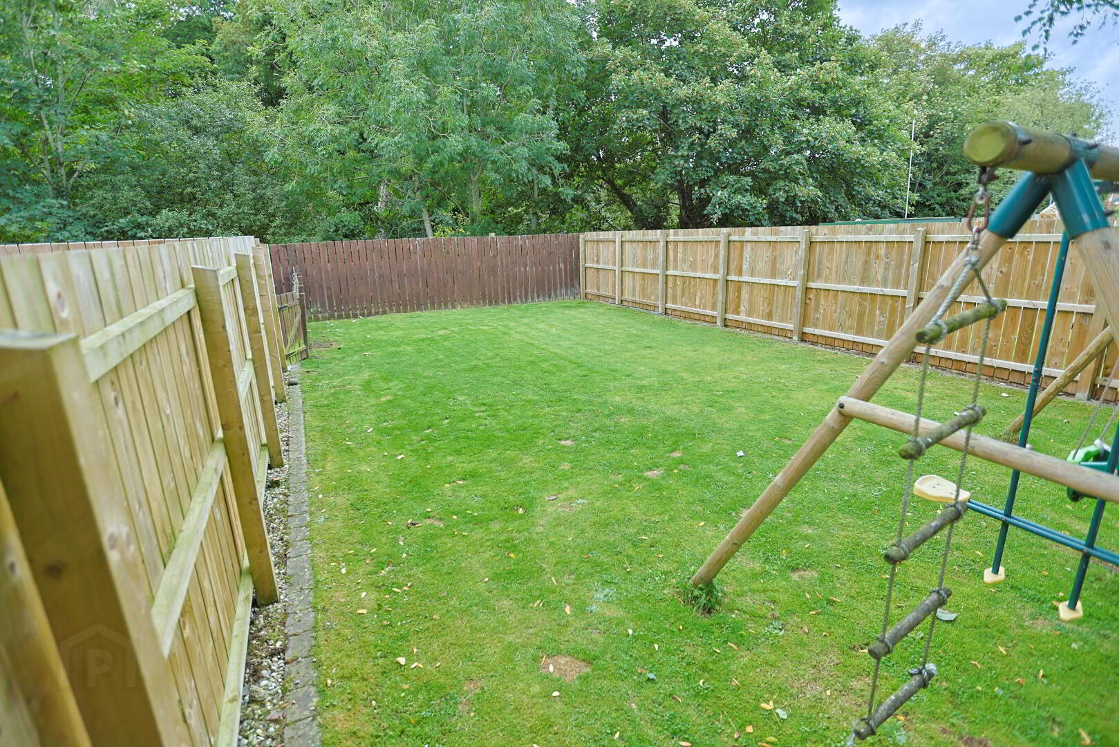 10 Meadow Bank 53 of 54