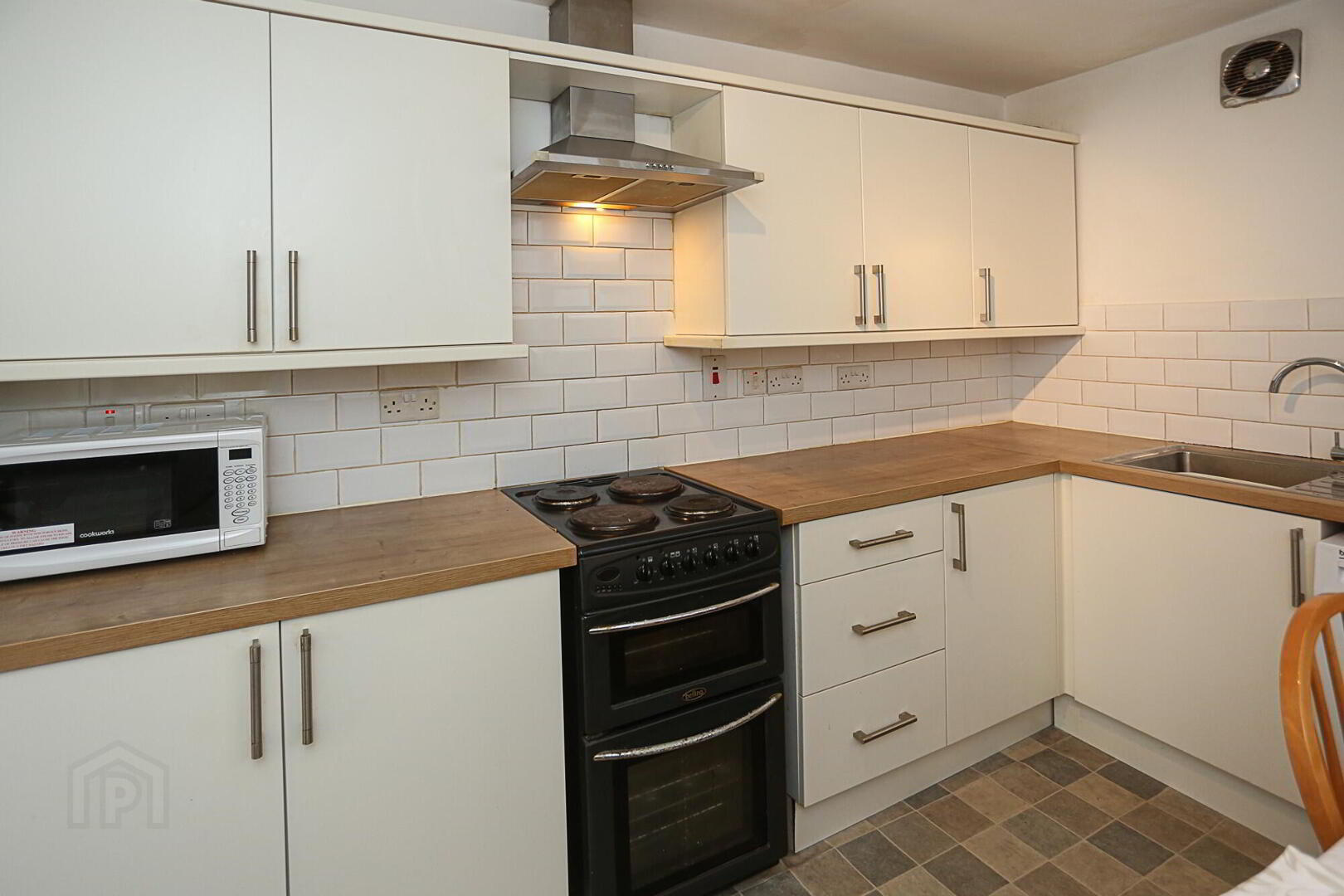 51 Blackwood Street 9 of 25