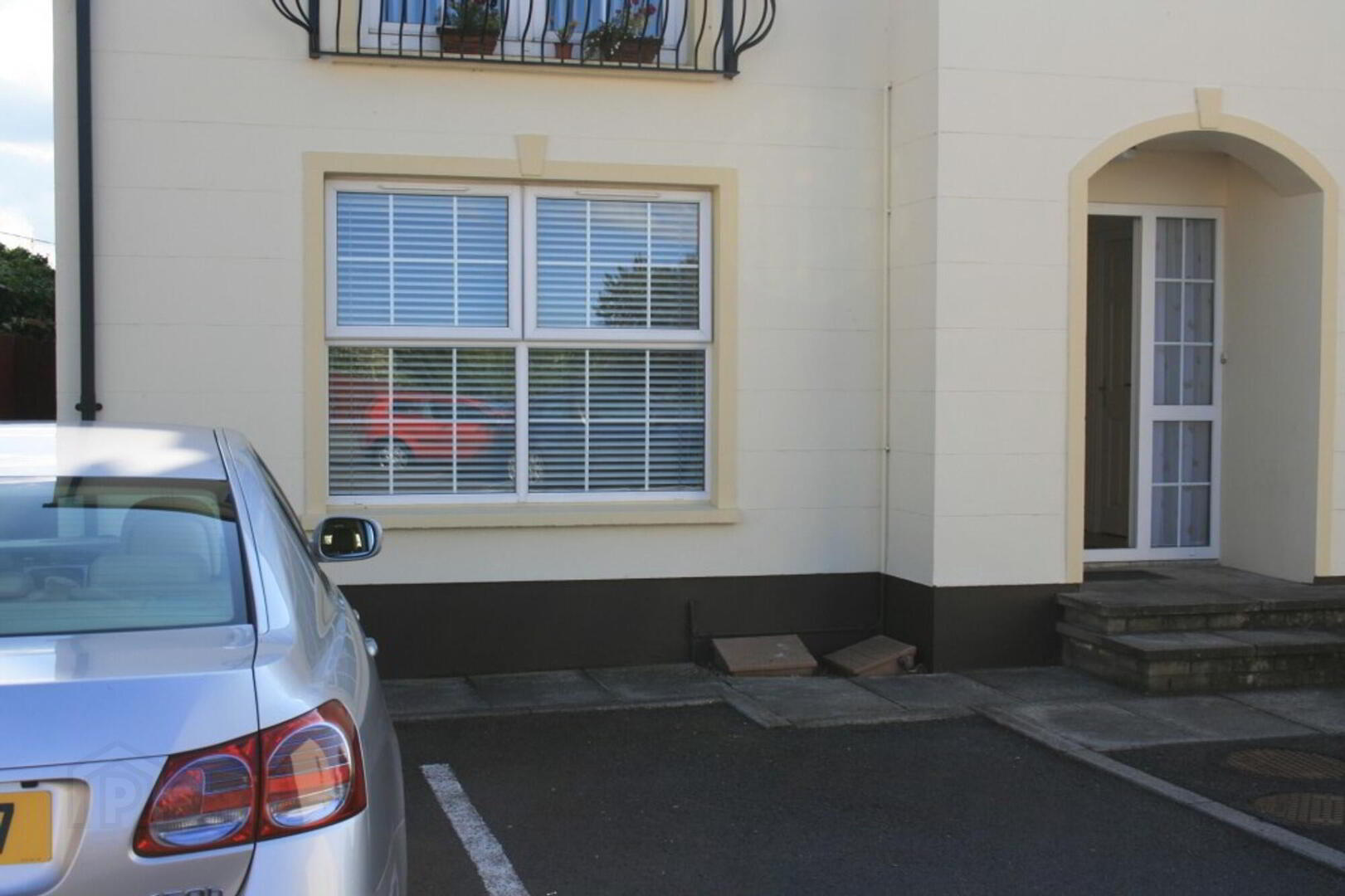 5 South Street Mews 2 of 8