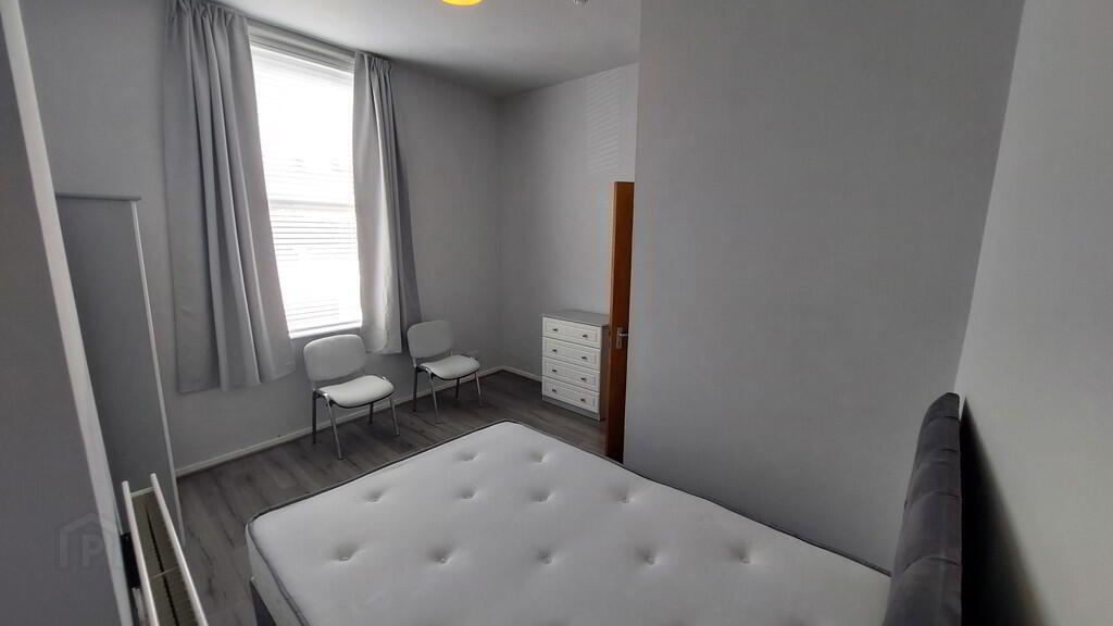 47a Sunnyside Street 7 of 9