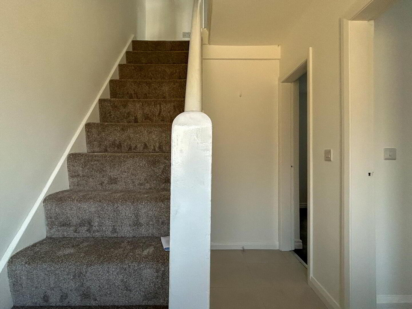 8 Windsor Drive 4 of 20