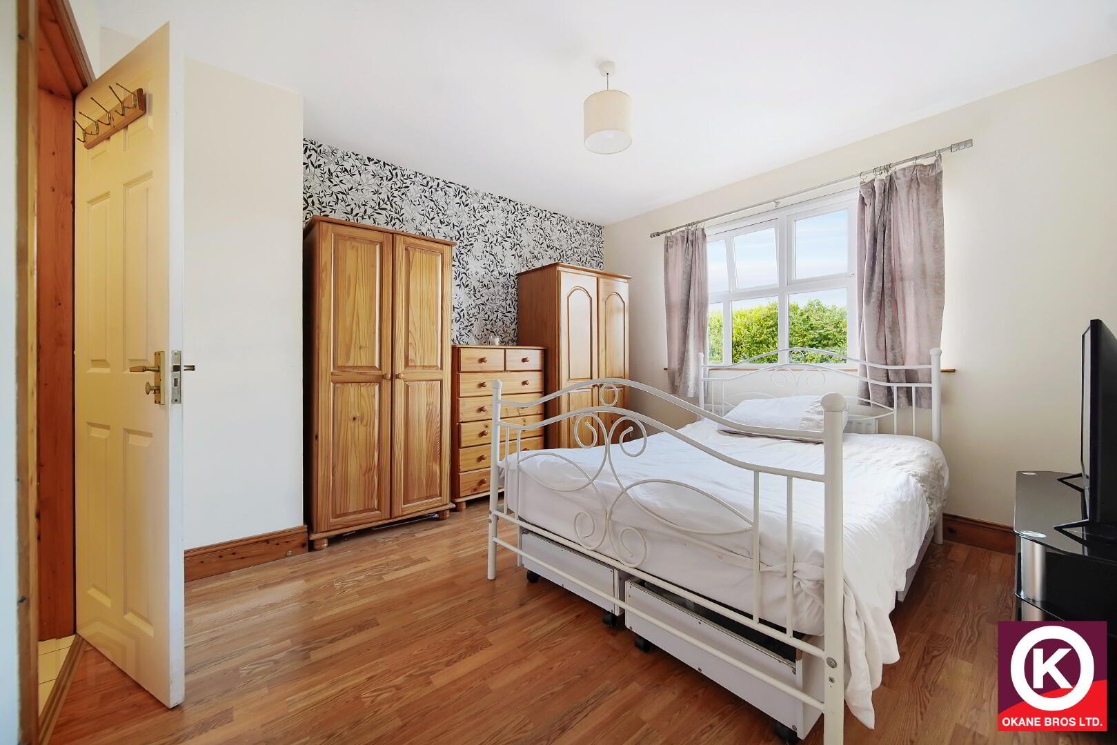 3 Meadowcroft 27 of 40