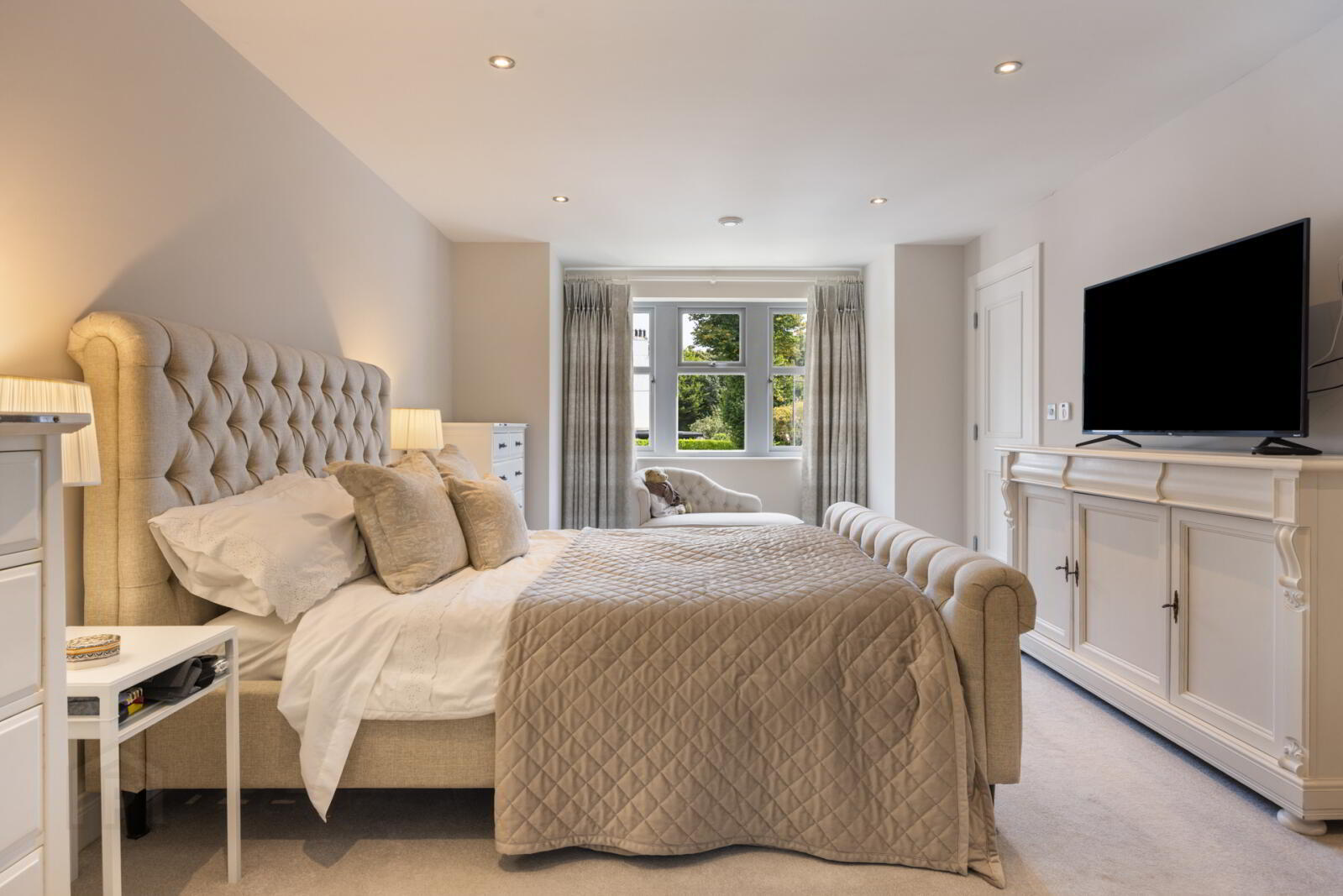 3 Martello Gate 17 of 41