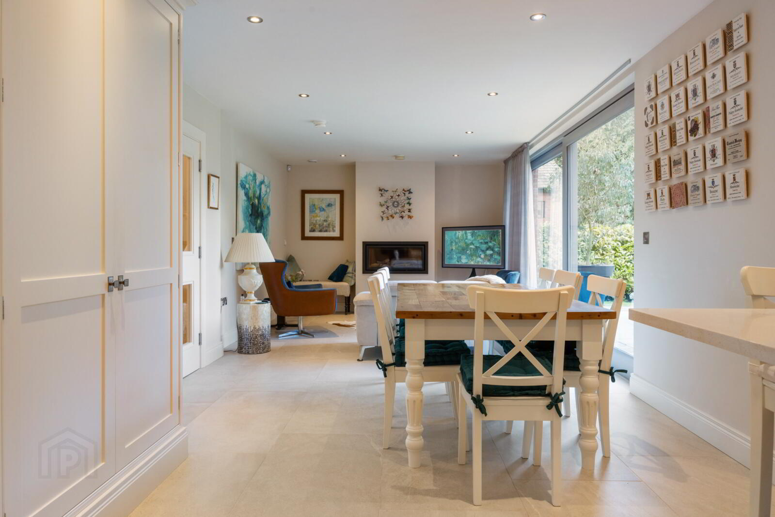 3 Martello Gate 9 of 41