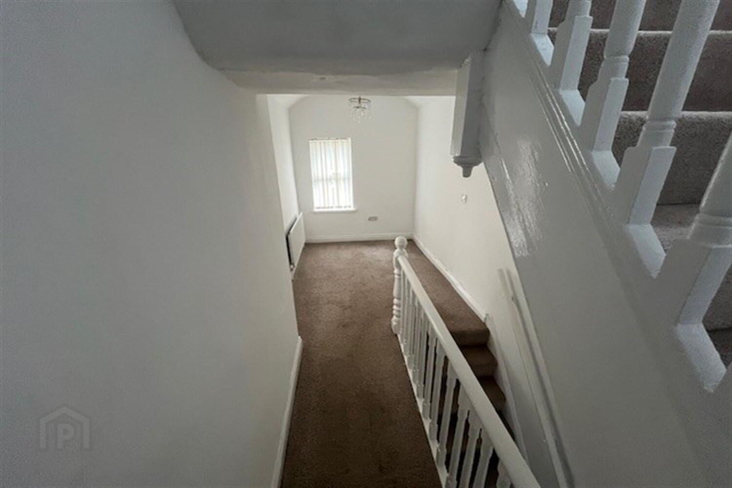 81 Cavehill Road 9 of 18