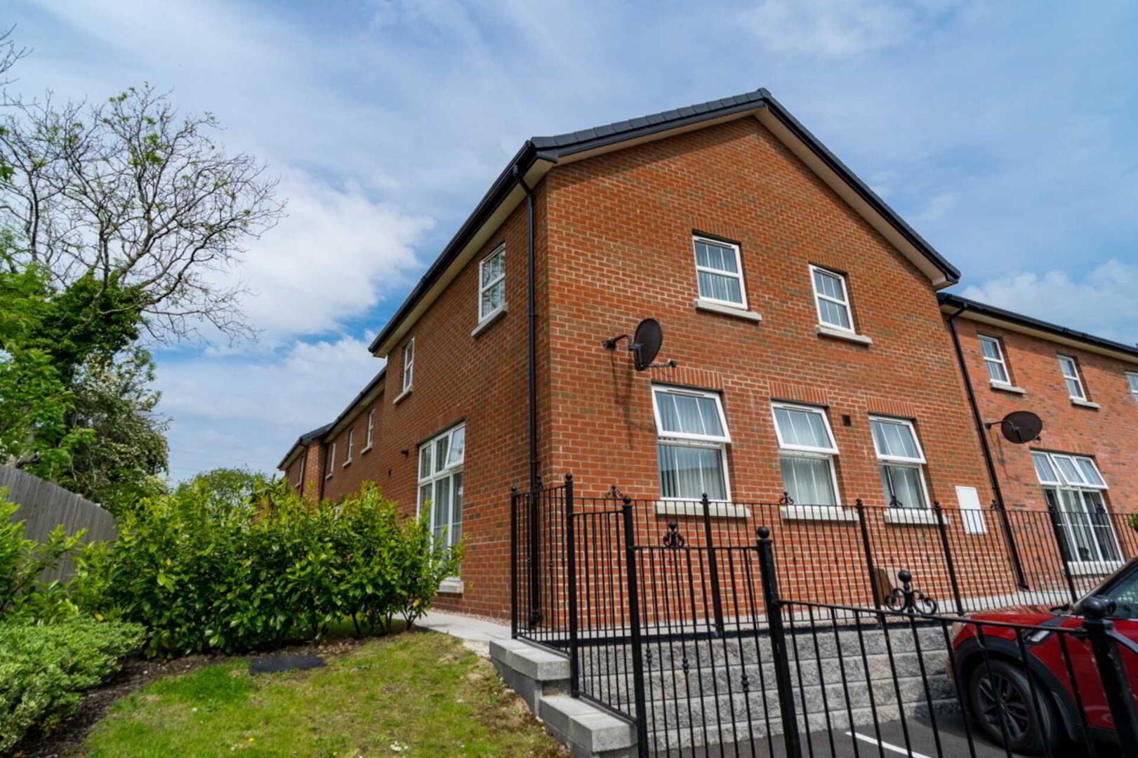 9 Meadow Place 3 of 17