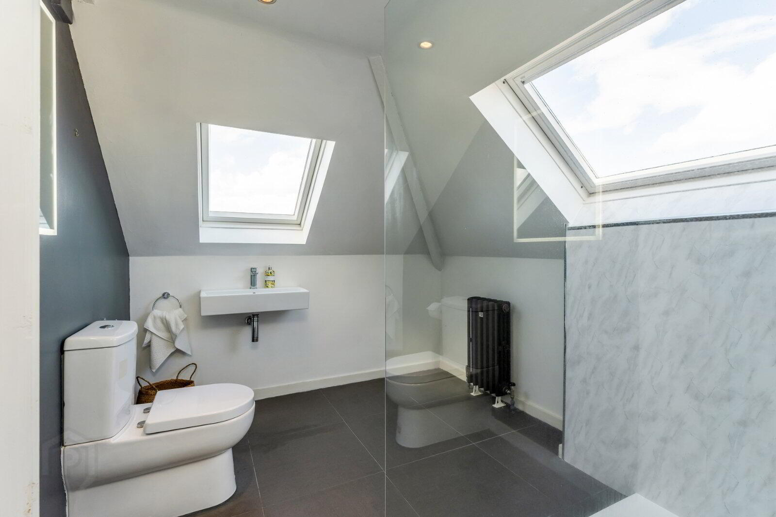 43 Clifton Road 36 of 53