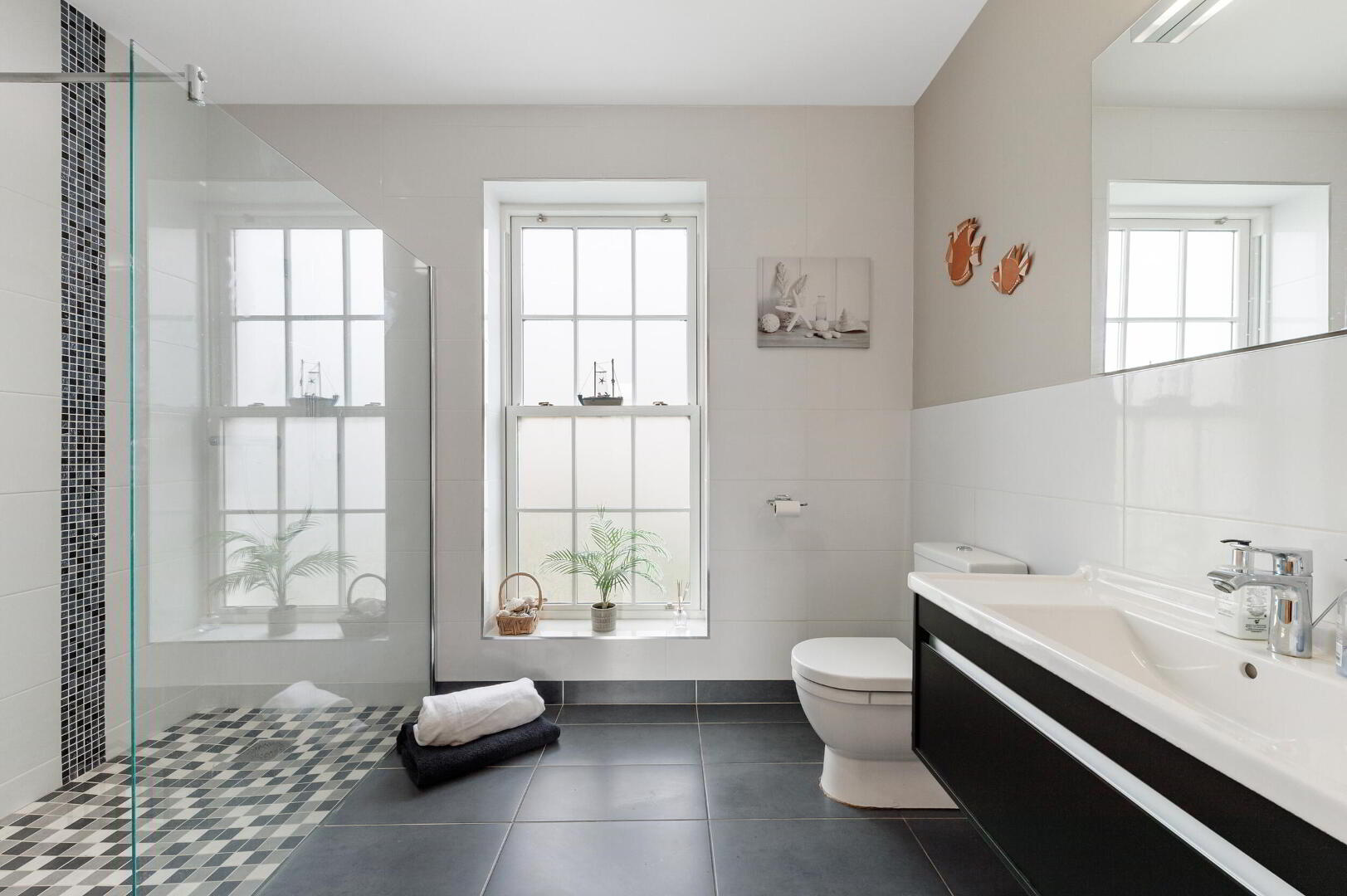61 Glebe Road 23 of 43
