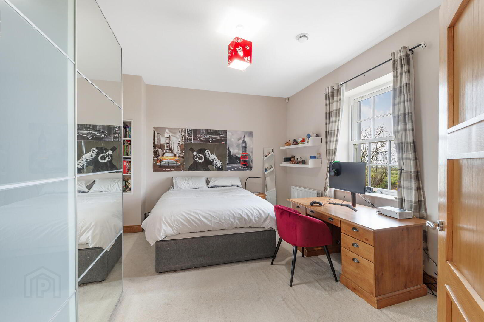 61 Glebe Road 31 of 43