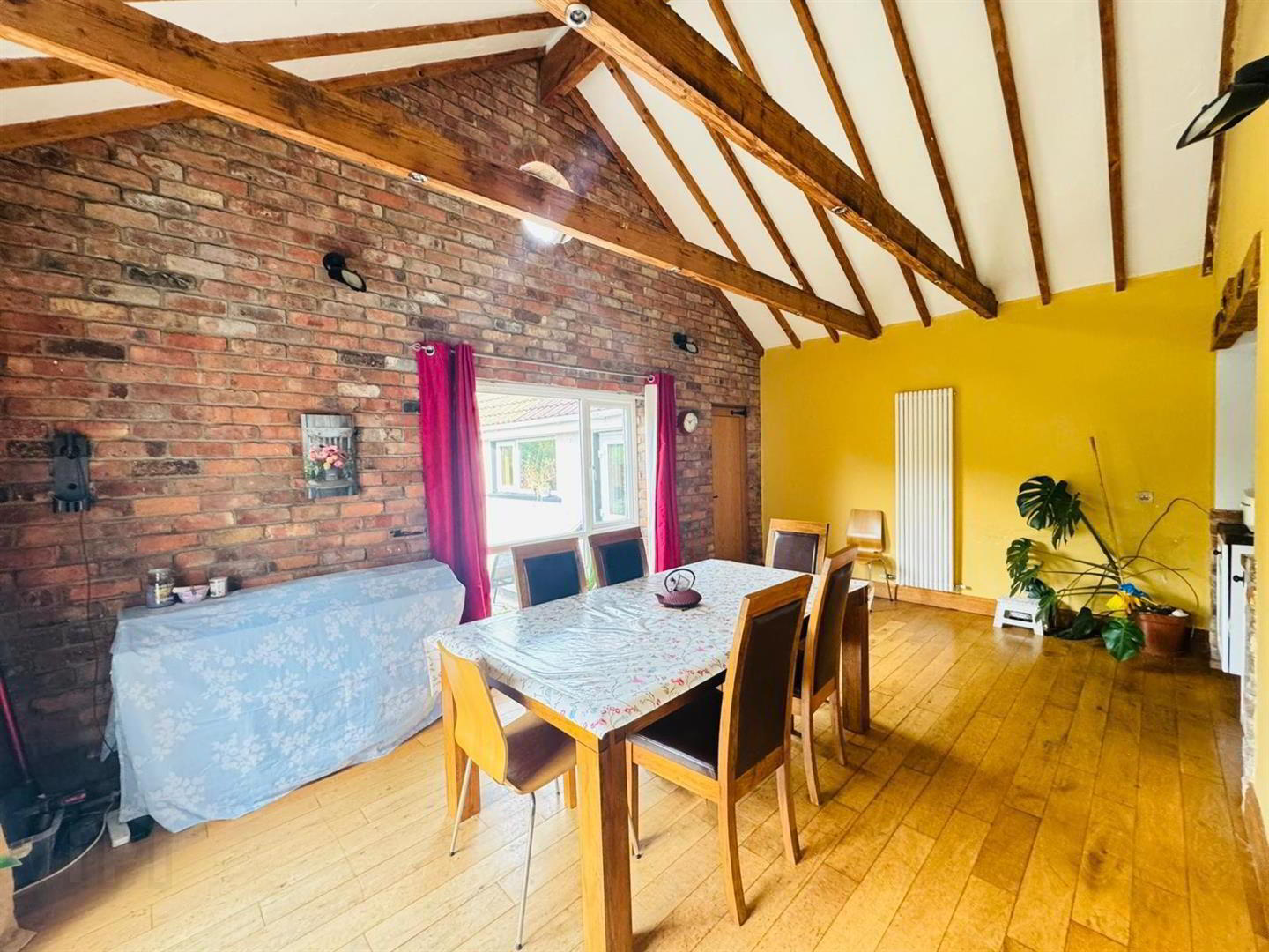 34 Ballyclare Road 5 of 20