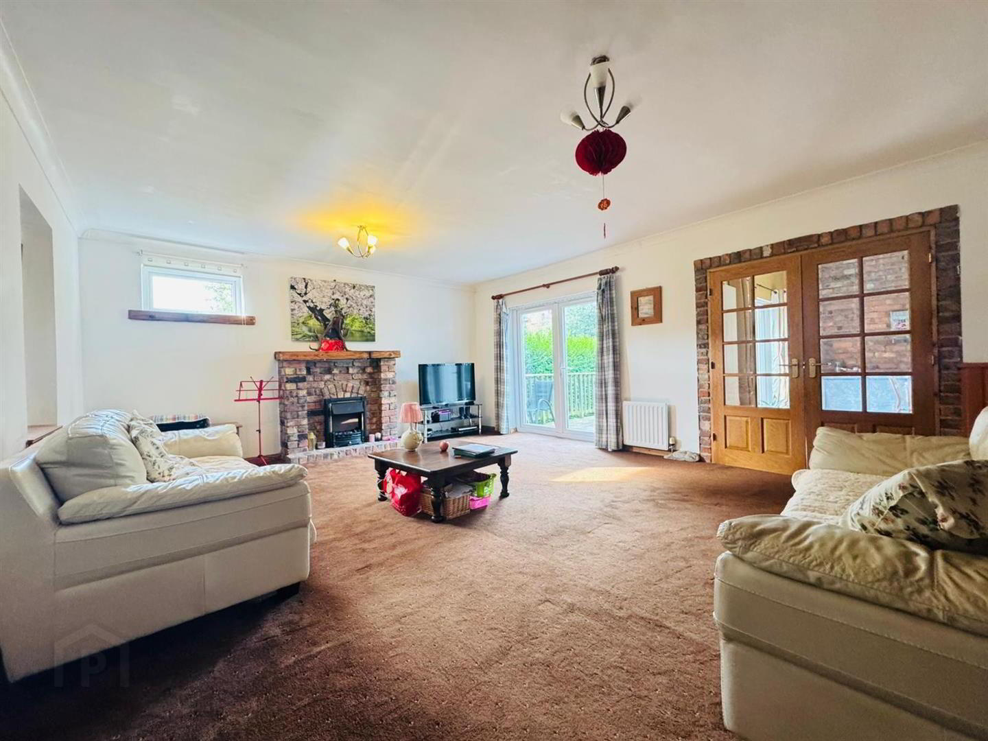 34 Ballyclare Road 3 of 20