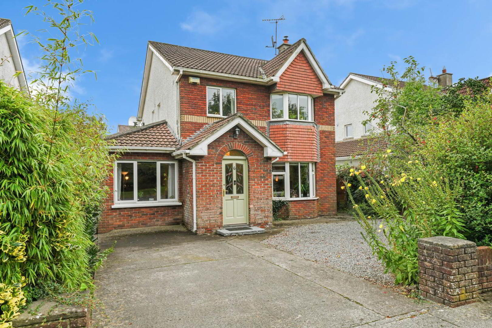 6 Tara Glen Road 1 of 27