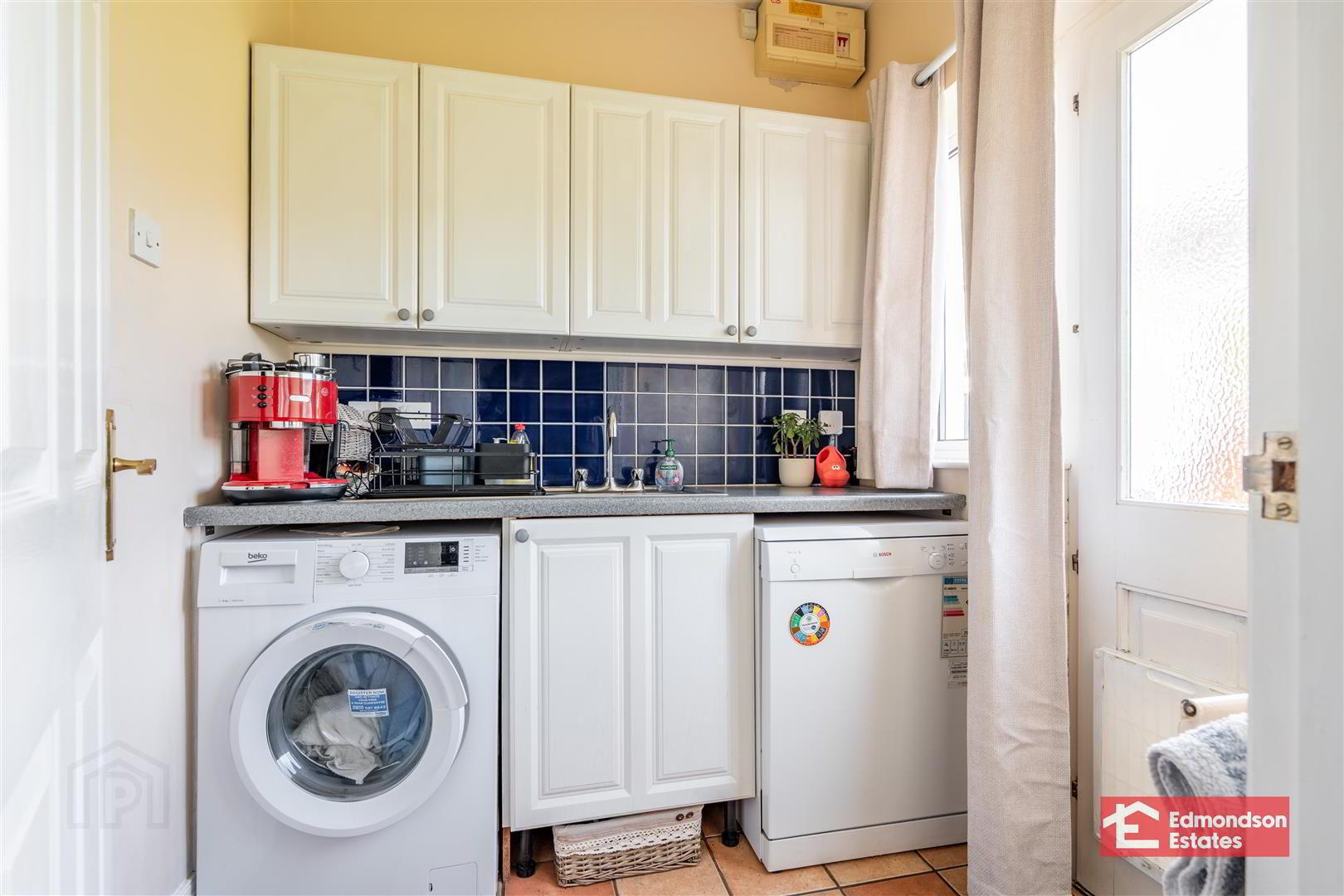 4 Woodcroft Brae 19 of 42
