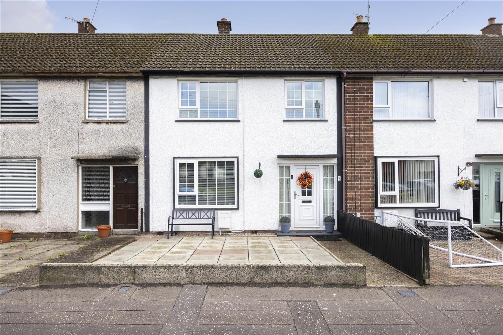 9 Glanroy Crescent 1 of 24