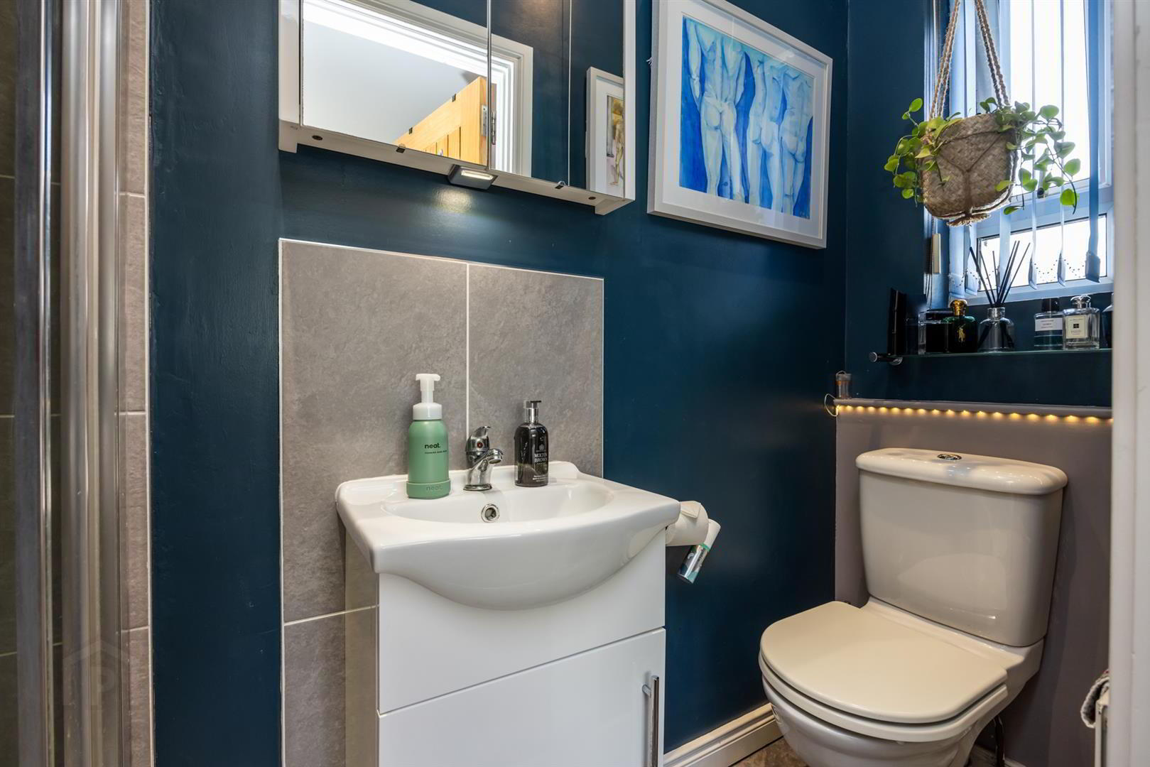 1 Alderley Crescent 18 of 27