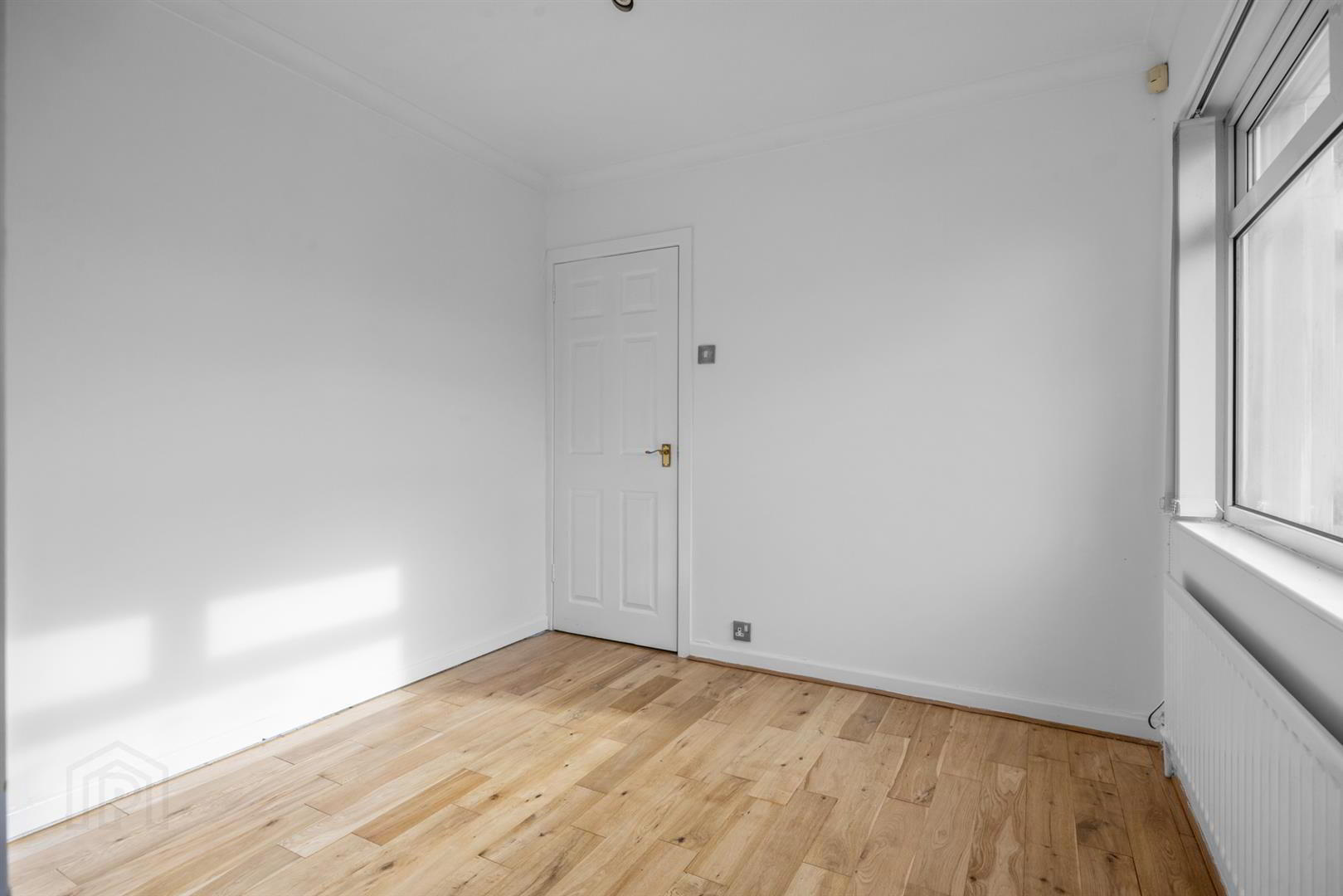 18 Ferndene Road 22 of 30