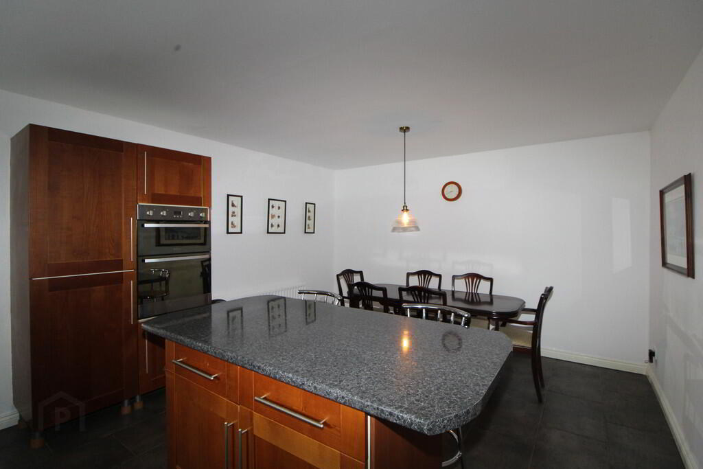 5 Serpentine Road 8 of 22