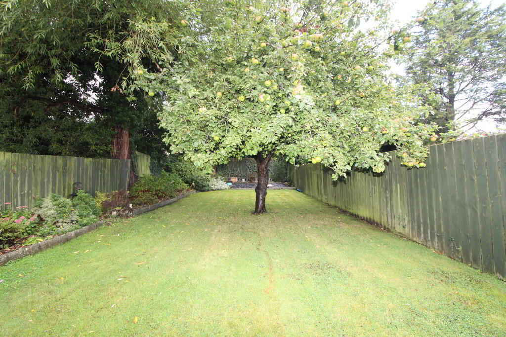 5 Serpentine Road 21 of 22