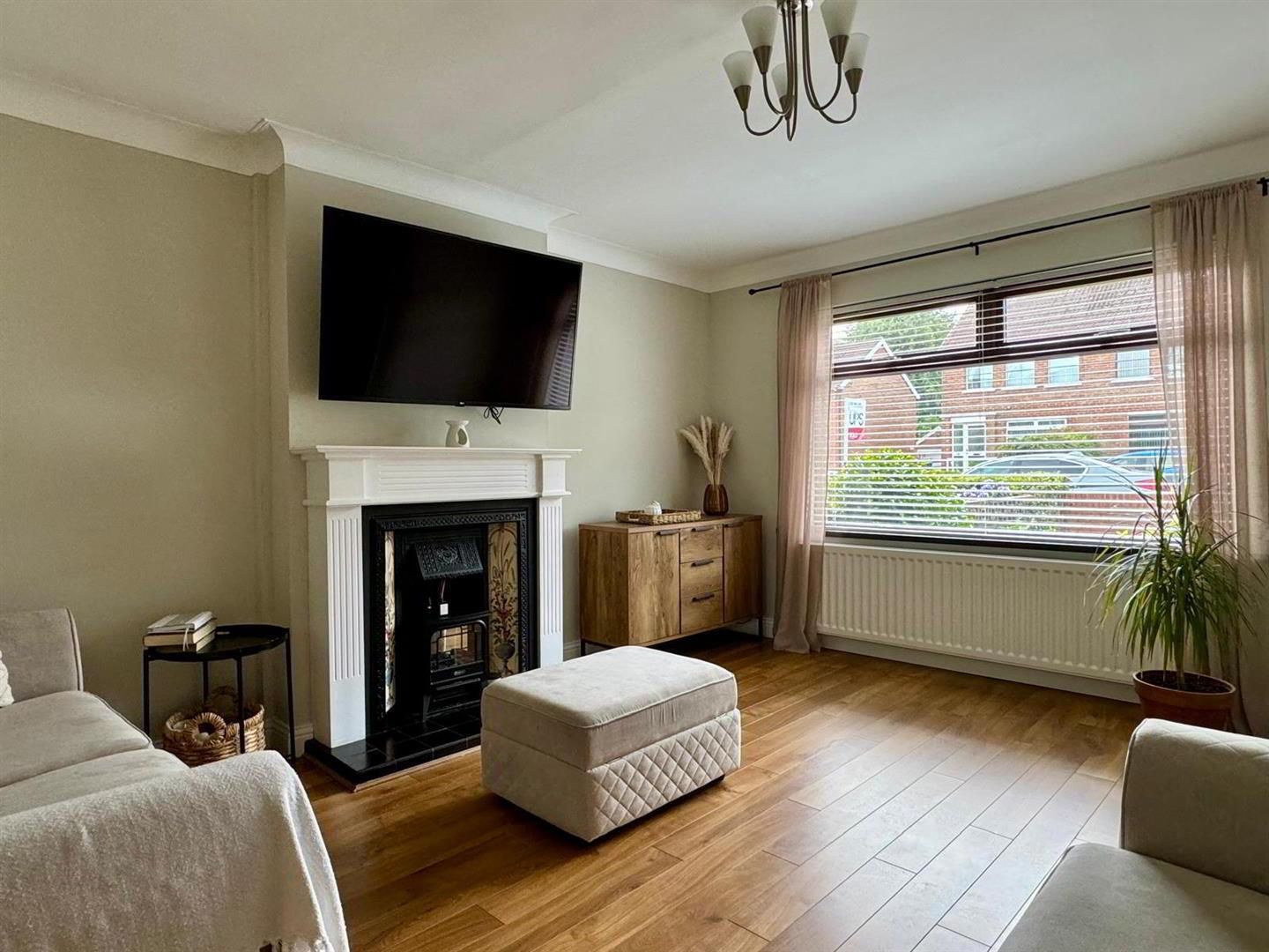 31 Elmfield Road 3 of 17