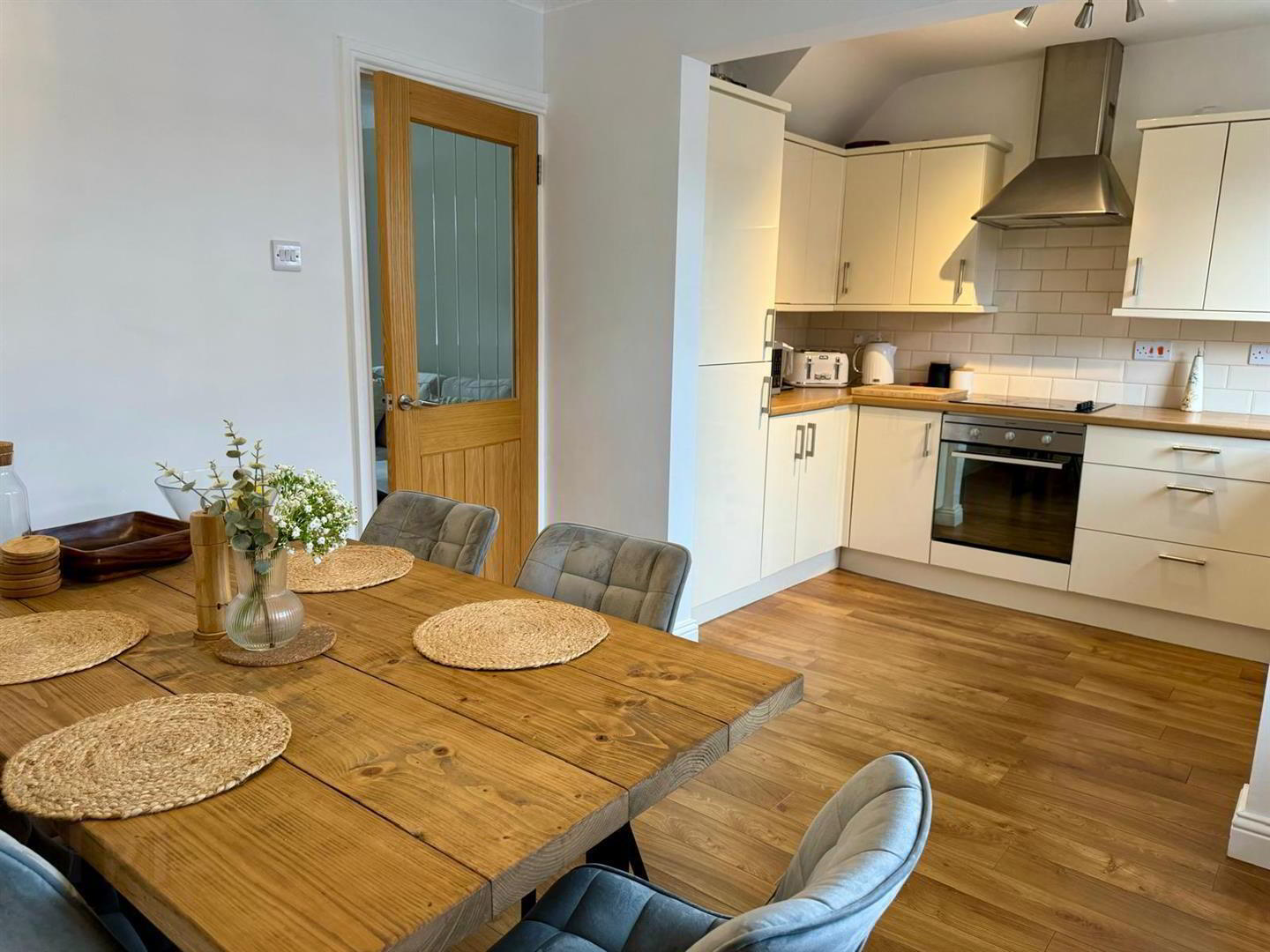 31 Elmfield Road 6 of 17