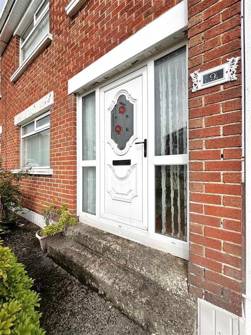 9 Springvale Drive 2 of 20