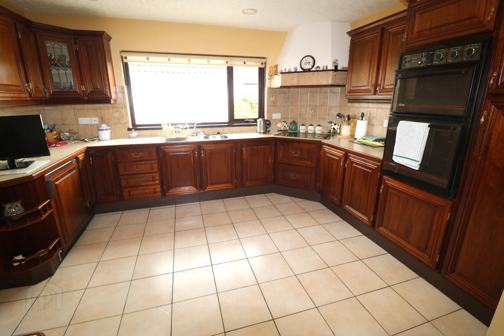 48 Beechwood Avenue 7 of 24