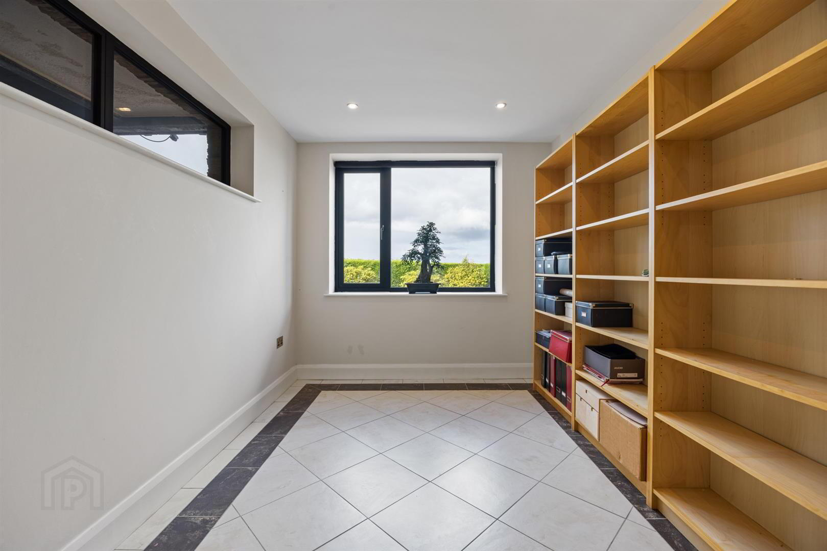 18 Larch Hill 6 of 46