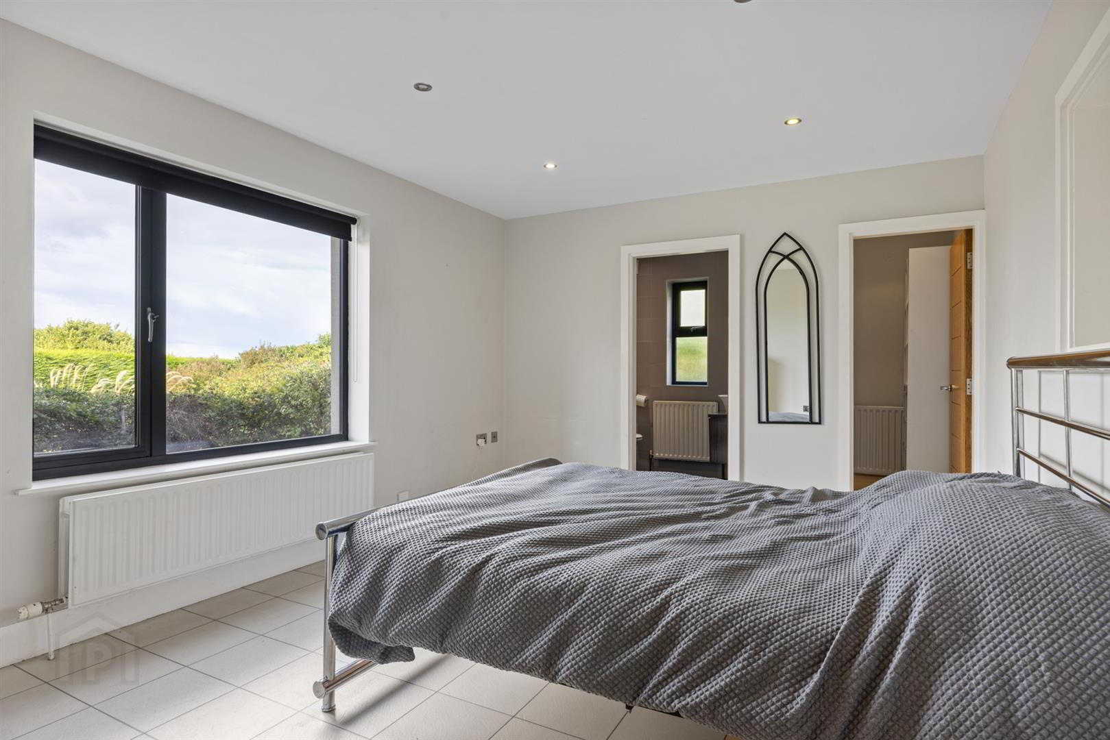 18 Larch Hill 7 of 46