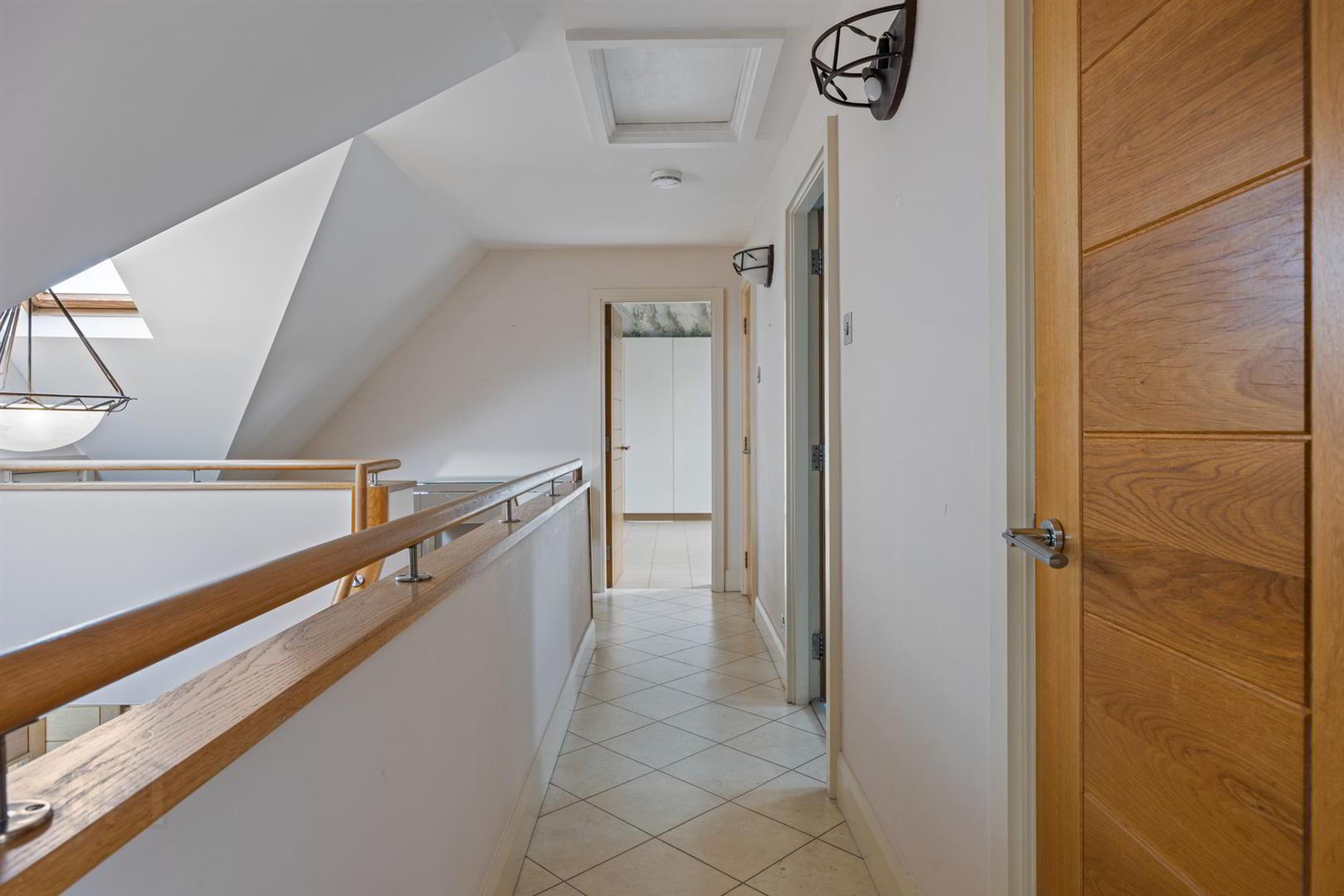 18 Larch Hill 31 of 46