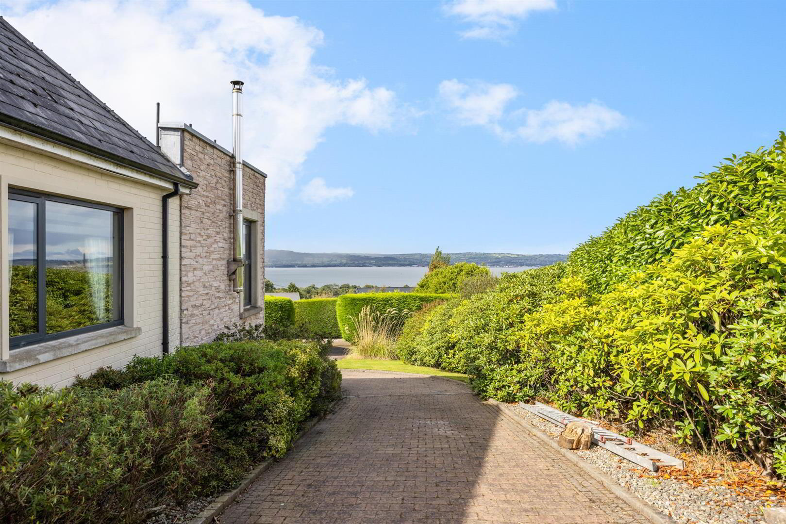 18 Larch Hill 42 of 46