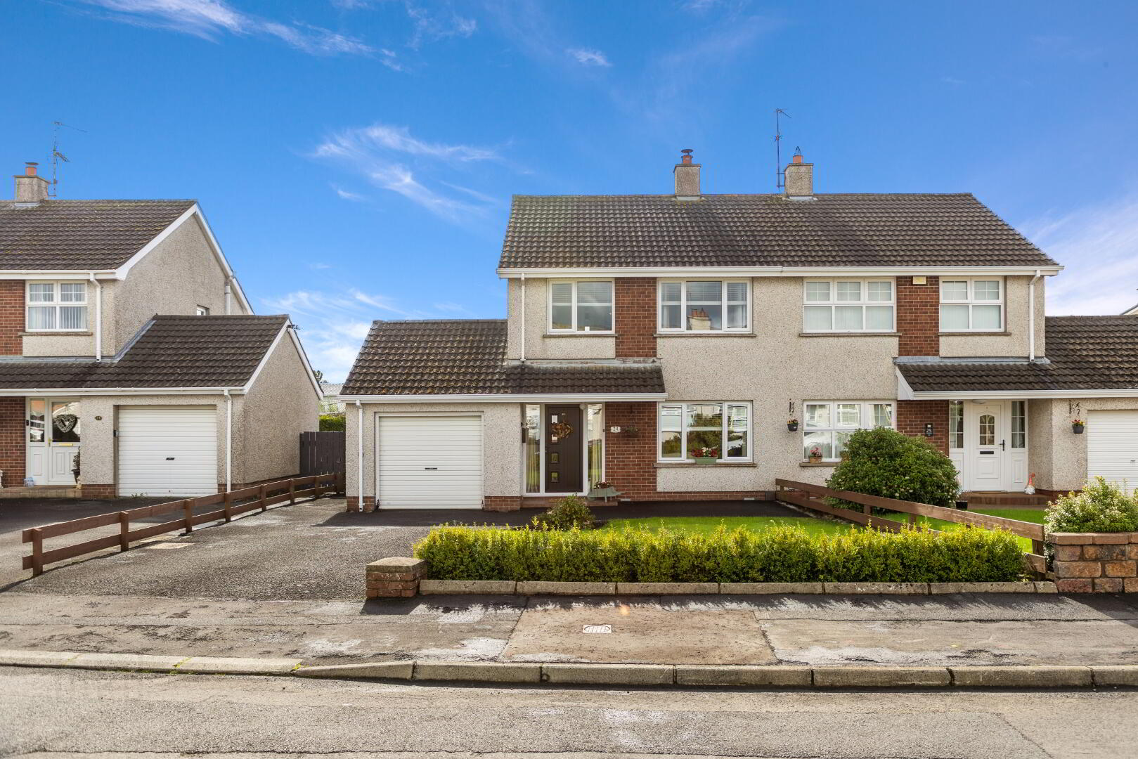 24 Gloonan Hill 1 of 24