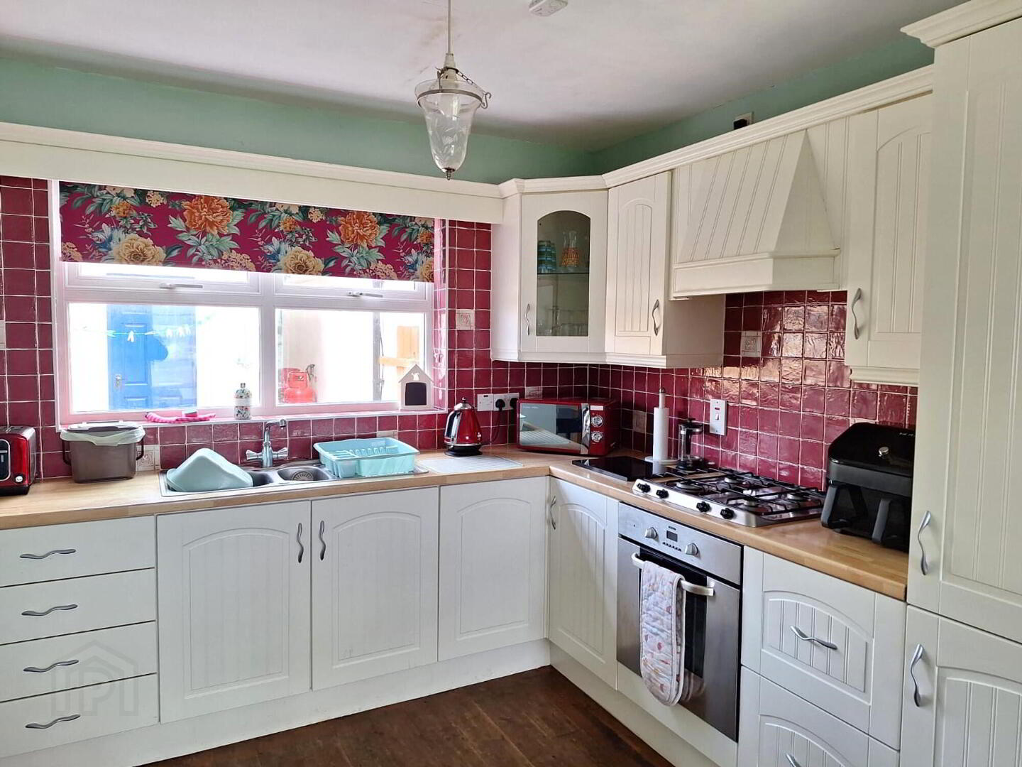 Arkell Cottage, 2 Church Bay 10 of 35