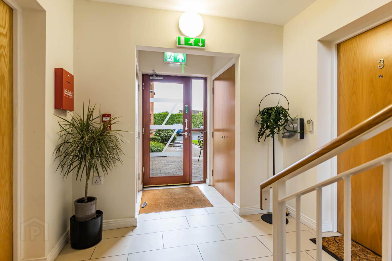 7 Thornleigh Mews 2 of 21