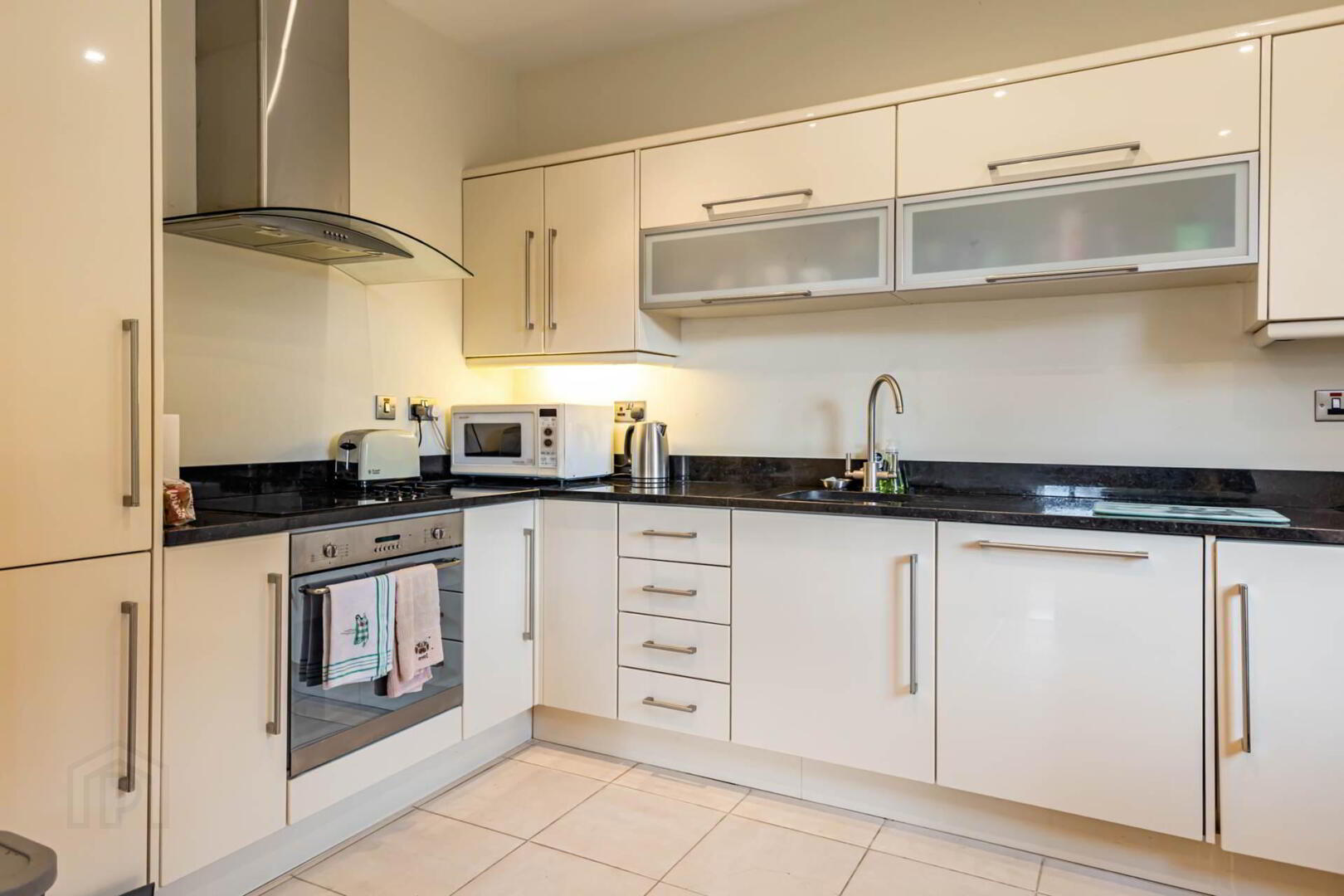 7 Thornleigh Mews 11 of 21