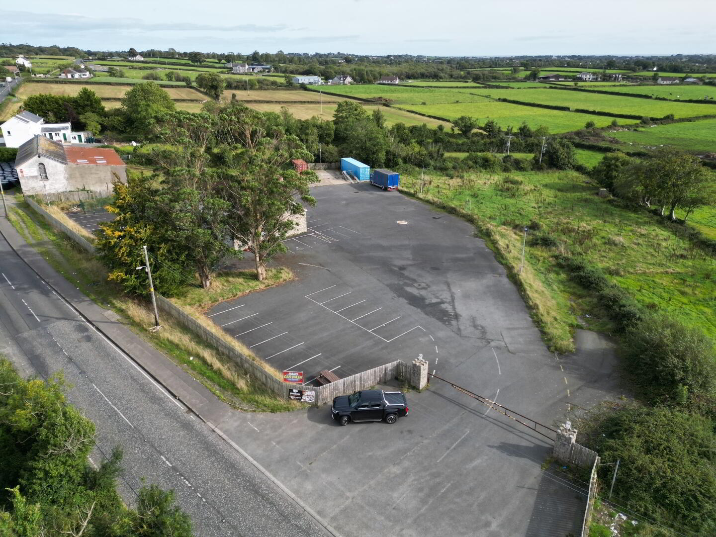 299 Newry Road 2 of 10
