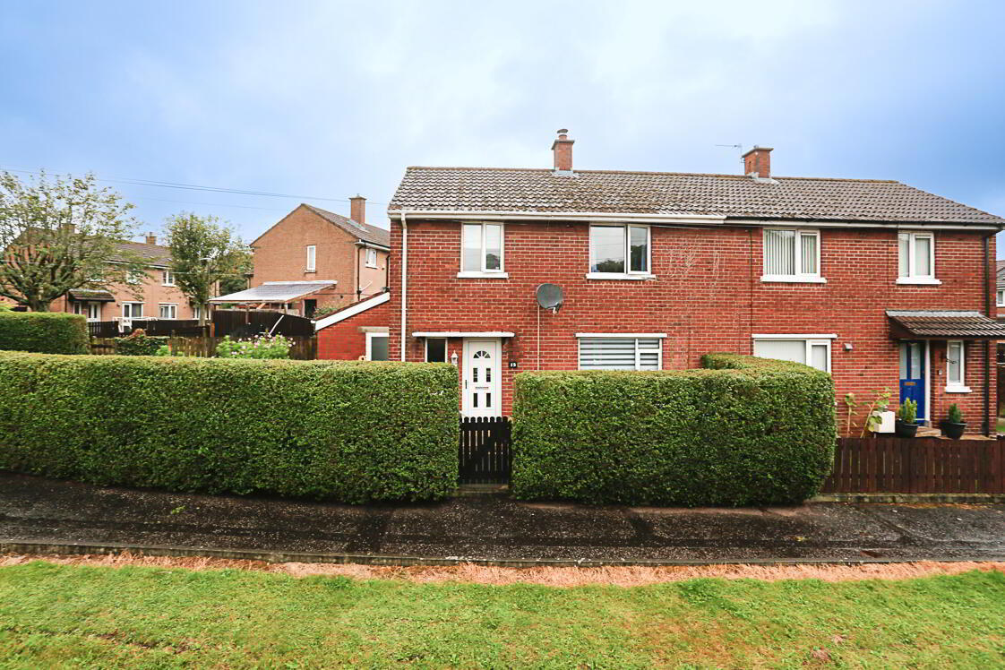 13 Knocknagoney Avenue 1 of 23