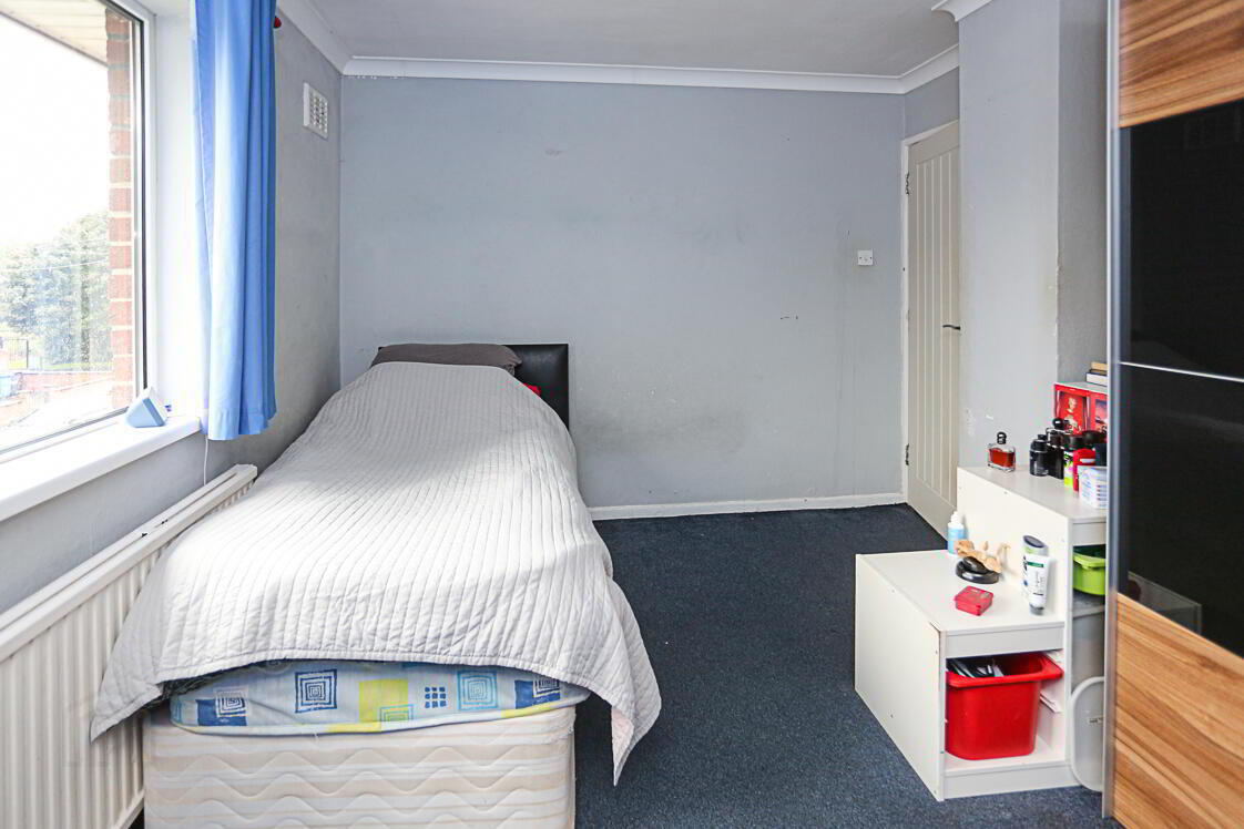 13 Knocknagoney Avenue 13 of 23