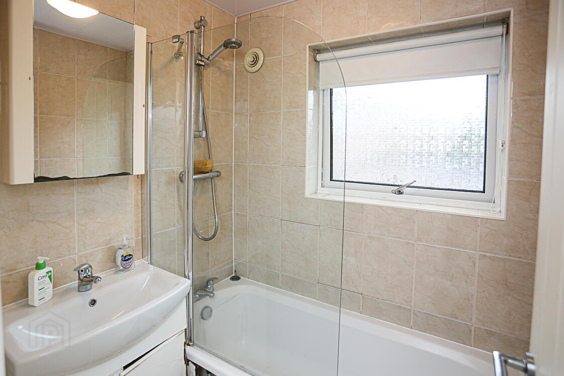 13 Knocknagoney Avenue 16 of 23