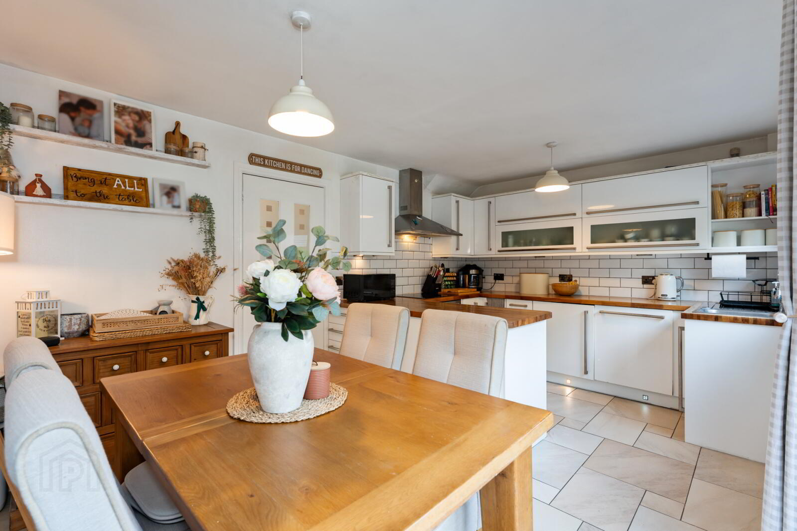 26 Manor Avenue 7 of 21